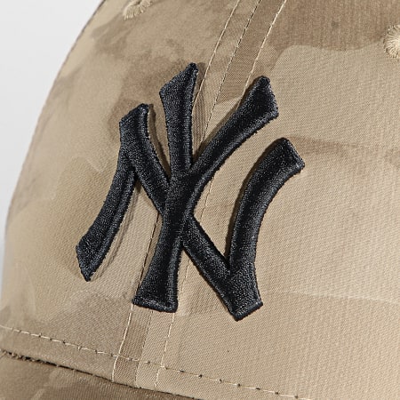 Casquette 9FORTY A-Frame Trucker New York Yankees MLB Beige | NEC FR