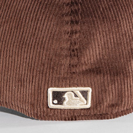 New Era - Casquette Fitted 39Thirty Corduroy New York Yankees Marron