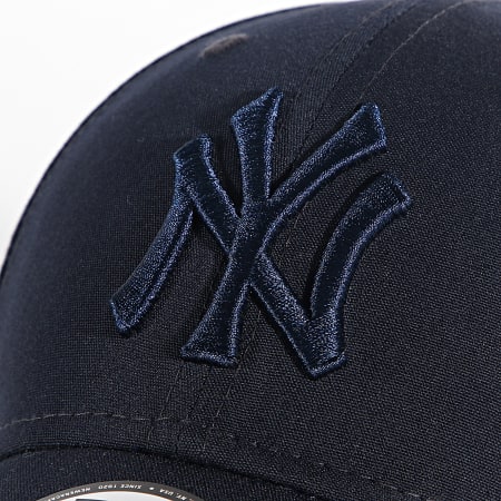New Era - Casquette 9Forty Tonal Repreve New York Yankees Bleu Marine