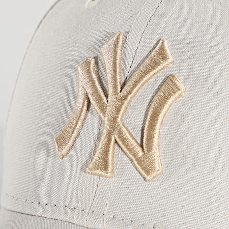 New Era - Casquette 9Forty Tonal Repreve New York Yankees Beige