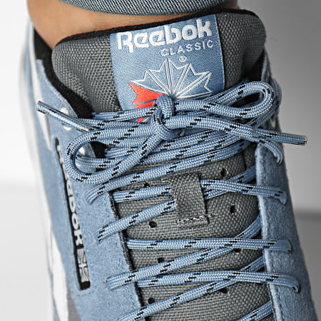 Pantalones reebok classic plata 2025