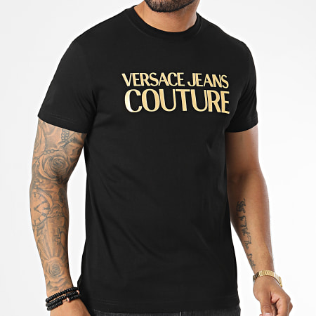 Versace Jeans Couture - Maglietta con logo in lamina spessa 73GAHT01 Nero Oro