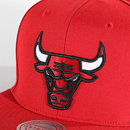 Mitchell and Ness - Cappello Chicago Bulls Core Basic Snapback Rosso