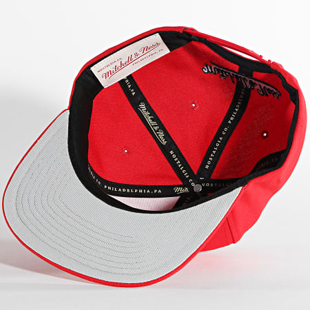 Mitchell and Ness - Cappello Chicago Bulls Core Basic Snapback Rosso