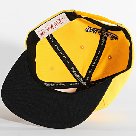 Mitchell and Ness - Casquette Snapback Core Basic Los Angeles Lakers Jaune Noir