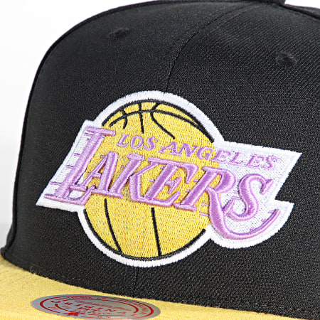 Mitchell and Ness - Casquette Snapback Core Basic Los Angeles Lakers Noir Jaune
