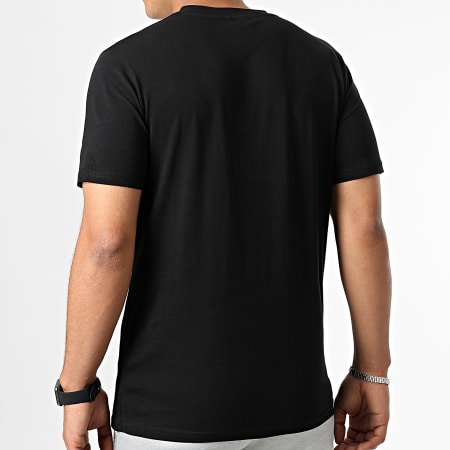 OM - Camiseta negra
