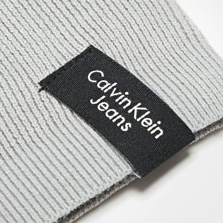 Calvin Klein - Gorro relajado 9894 Gris