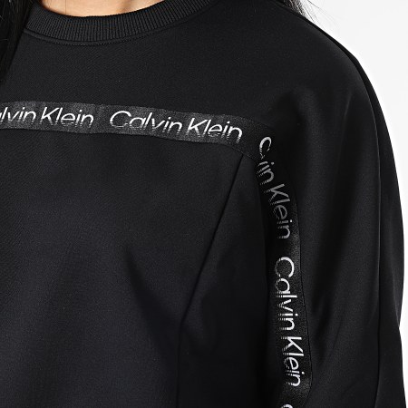 Calvin Klein - Sudadera de rayas con cuello redondo para mujer Crop GWF2W300 Negro