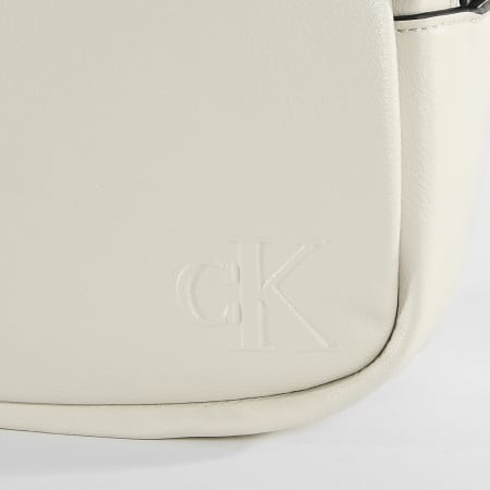 Calvin Klein - Borsa da donna ultraleggera 0057 Beige