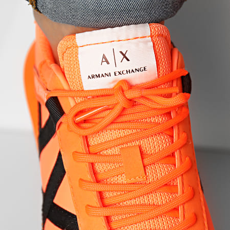 Armani Exchange - XUX150 XV608 Zapatillas Naranja Negro