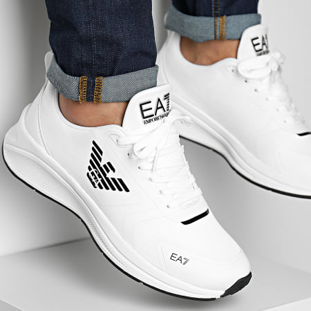 EA7 Emporio Armani - X8X126-XK304 Sneakers bianche e nere