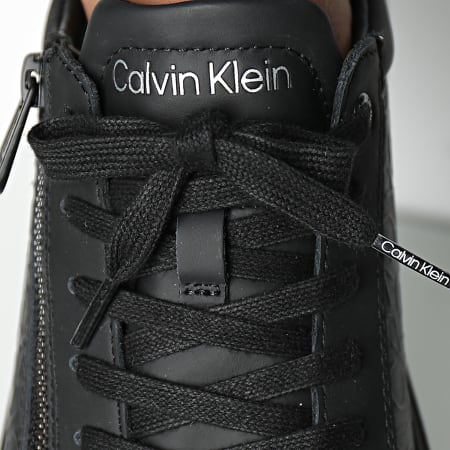 low top lace up zip mono