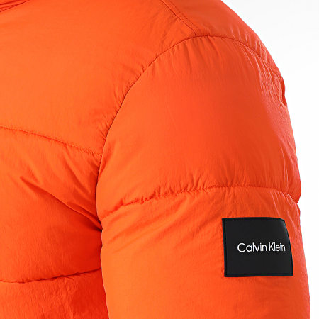 Calvin Klein - Chaqueta con capucha de nylon arrugado 0336 Naranja