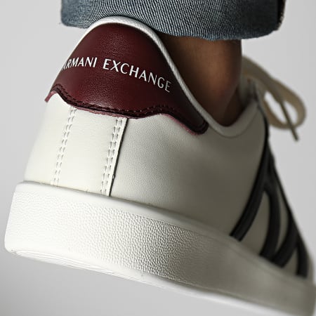 Armani Exchange - Sneakers XUX016-XCC71 Vino bianco sporco