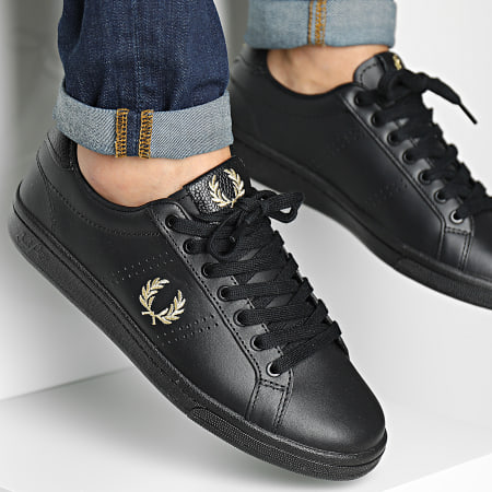 Fred Perry - Zapatillas B721 Leather Tab B4290 Negras
