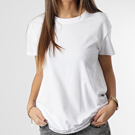Guess - Camiseta Mujer O2BM08 Blanca
