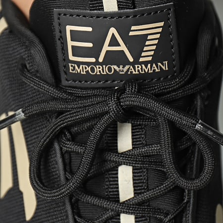 EA7 Emporio Armani - Baskets X8X033 XCC52 Triple Black Gold