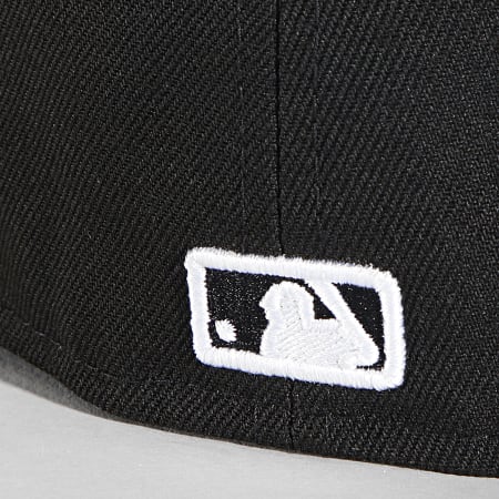 New Era - Casquette Fitted 59Fifty Perf New York Yankees Noir