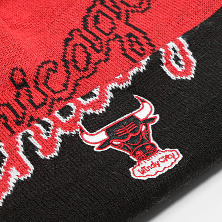 Mitchell and Ness - Gorro Chicago Bulls Double Take Rojo Negro