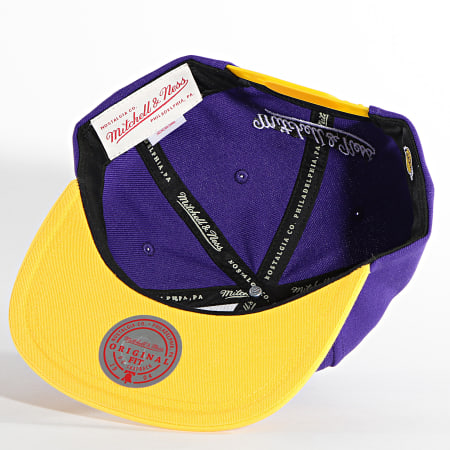 Mitchell and Ness - Logo Bill Snapback Cap Los Angeles Lakers Viola Giallo