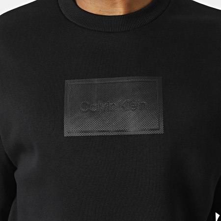 Calvin Klein - Felpa girocollo con logo testurizzato 0083 Nero