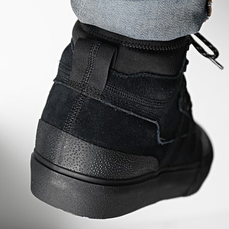 Adidas Originals - Baskets Akando ATR FV5130 Core Black Dark Grey