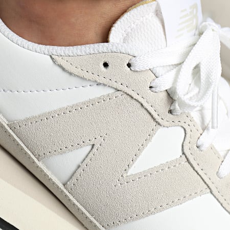 New Balance - Sneakers Lifestyle 237 MS237SE Bianco Naturale