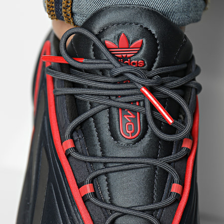 Adidas Originals - Baskets Ozelia Bayern Munchen HP7812 Carbon Core Black Red