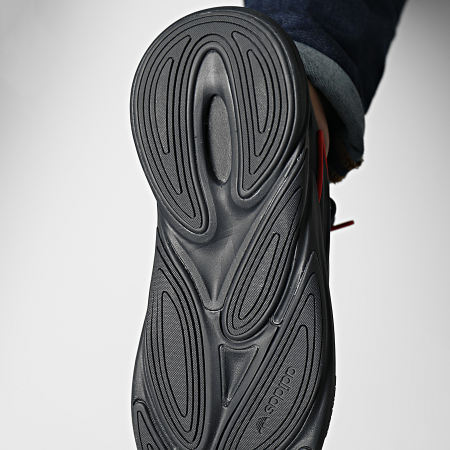 Adidas Originals - Sneakers Ozelia Bayern Munchen HP7812 Carbon Core Black Red
