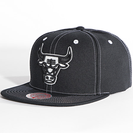 Mitchell and Ness - Casquette Snapback Glow Up Chicago Bulls Noir