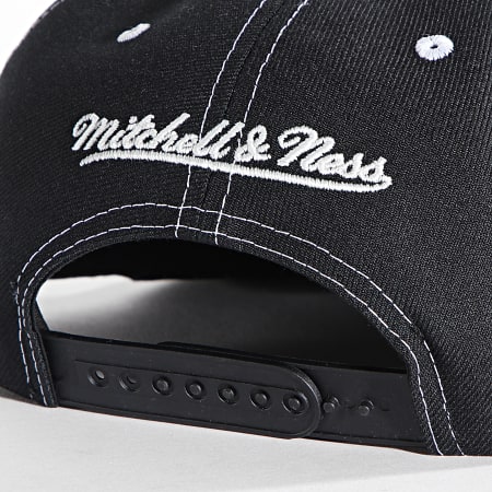 Mitchell and Ness - Casquette Snapback Glow Up Chicago Bulls Noir