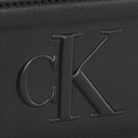 Calvin Klein - Portefeuille Femme Sculpted 0353 Noir