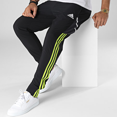 Adidas Sportswear - Pantalon Jogging A Bandes Manchester United FC HE6681 Noir