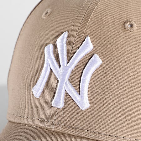 New Era - Gorra de mujer 9Forty League Essential New York Yankees Beige