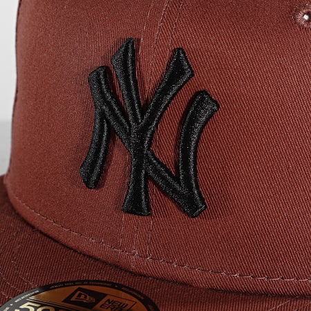 New Era - Casquette Fitted 59Fifty League Essential New York Yankees Marron