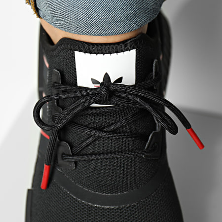 Zapatillas power negras con rojo outlet
