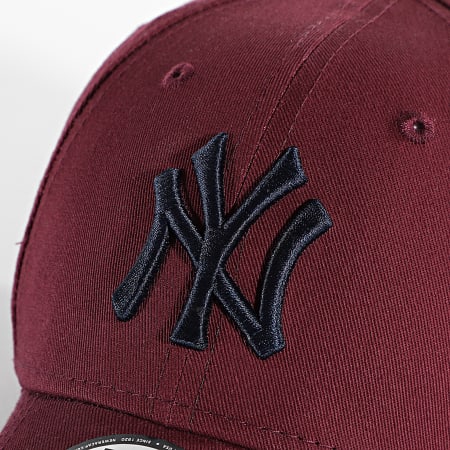 New Era - Casquette 9Forty League Essential New York Yankees Bordeaux