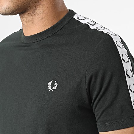 Fred Perry - Tee Shirt A Bandes Taped Ringer M4620 Vert Foncé