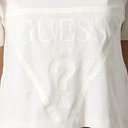 Guess - Tee Shirt Crop Femme V2YI06-K8HM0 Beige