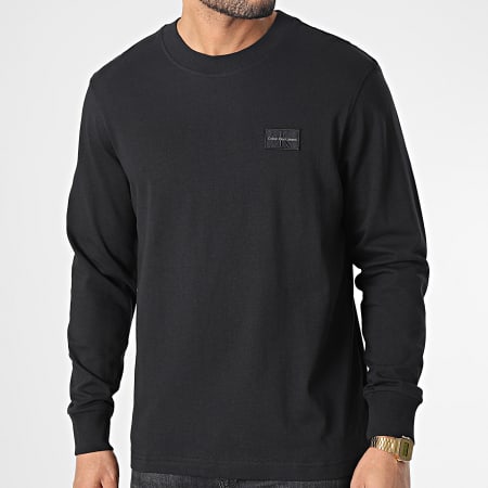 Calvin Klein - Camiseta Manga Larga Insignia Encogida 2198 Negro