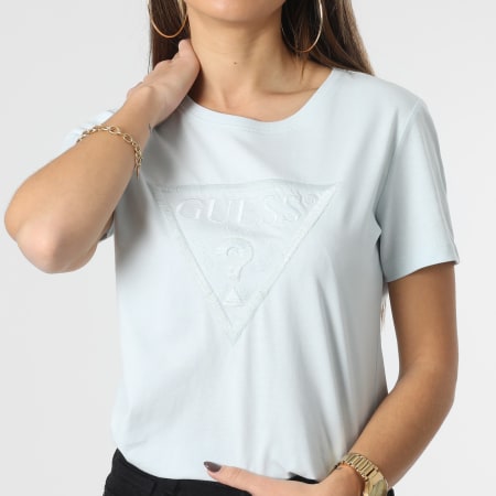 Guess Tee Shirt Femme W3RI19 Bleu Ciel LaBoutiqueOfficielle