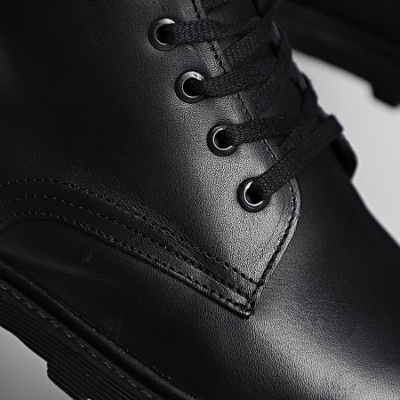 Classic Series - Boots 2016 Black