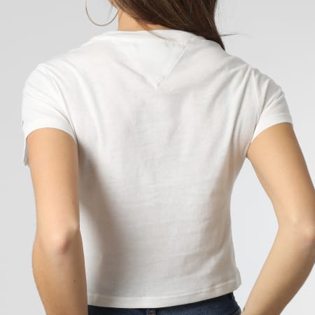 Tommy Jeans - Tee Shirt Crop Femme Baby Essential Logo 4910 Beige Clair