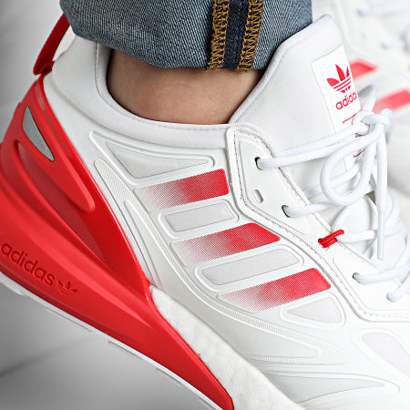 Adidas Originals - Baskets ZX 2K Boost 2 GX7016 Cloud White Silver Metallic Vivid Red