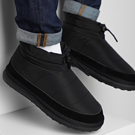 Classic Series - Zapatos UB8322 Negro