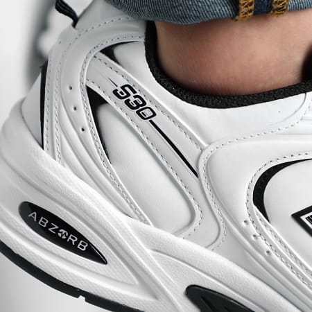 New Balance - Sneakers Lifestyle 530 MR530SYB Bianco Nero