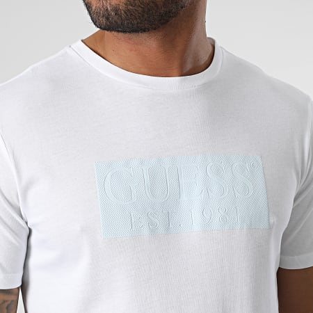 Guess - Tee Shirt M3RI46-K9RM3 Blanc