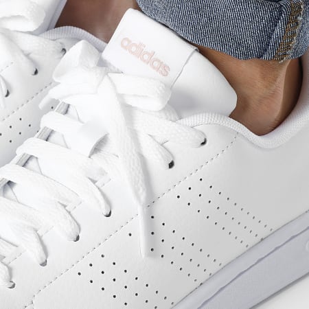 Adidas Sportswear - Baskets Femme Advantage HR0319 Footwear White Wonder Taupe