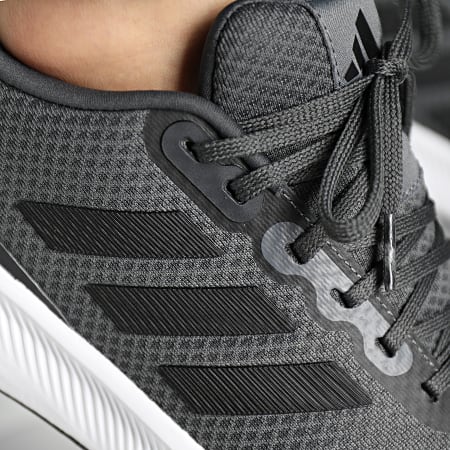 Adidas Performance - Runfalcon 3 HP7548 Gris Seis Core Negro Zapatillas Carbono